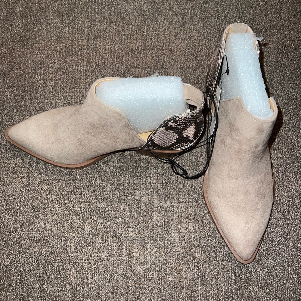 Adorable booties!